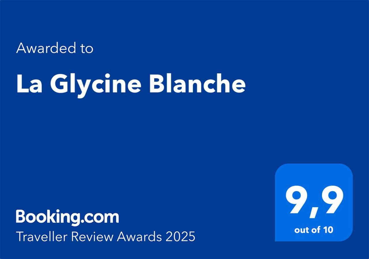 Готель La Glycine Blanche Pomas Екстер'єр фото